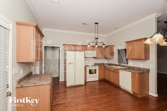 Foto del edificio - 316 Village Dr