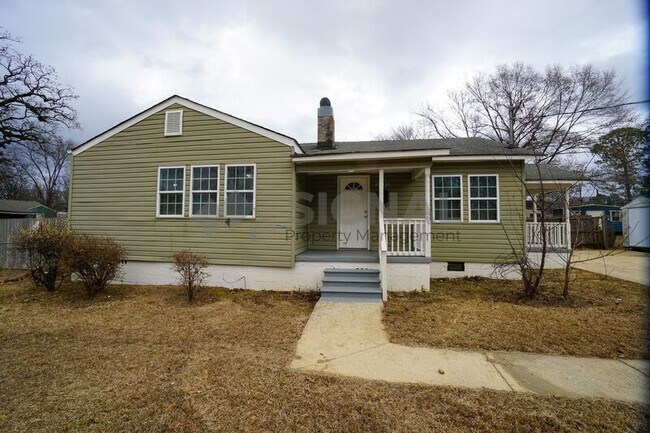 Building Photo - 303 S Park Rd SW