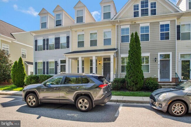 Building Photo - 20 Boucher Pl