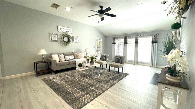 Foto del edificio - 14119 Millglen Ct