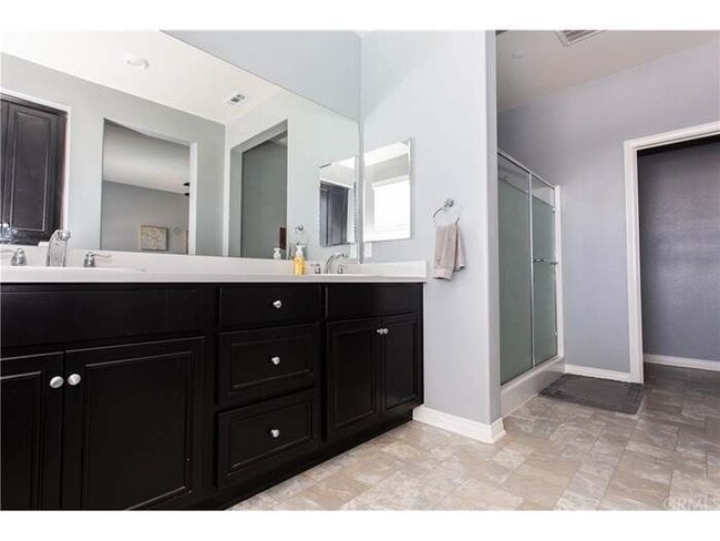 Foto del edificio - 40402 Calle Real