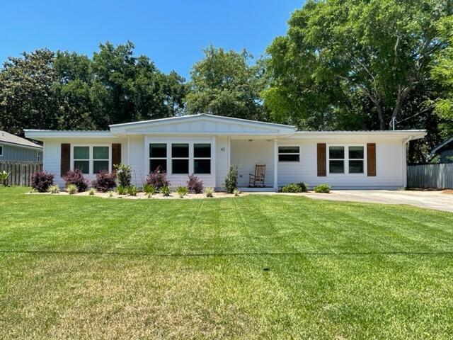 Primary Photo - 42 Ferry Rd NE