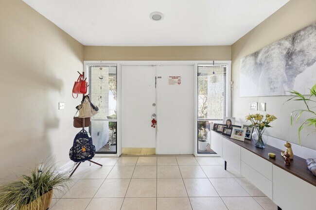 Foto del edificio - 5141 NW 3rd Ter