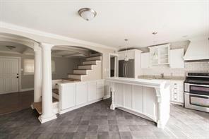 Building Photo - 3 bedroom in Dallas TX 75204