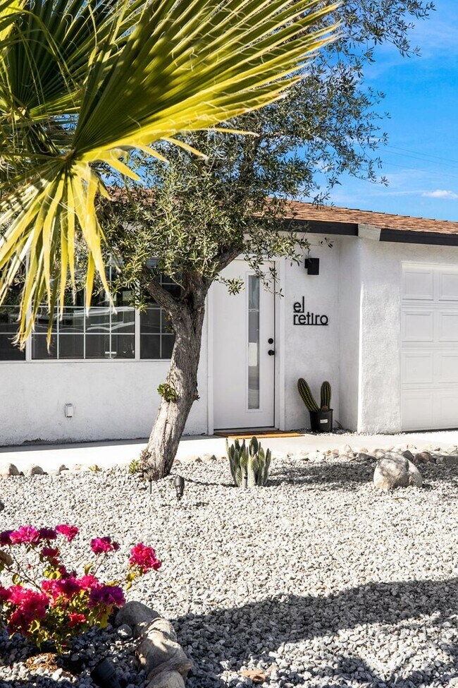 Building Photo - El Retiro - Pool, Jacuzzi, and Private Yard