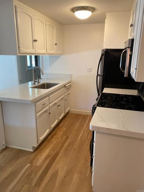 Foto del edificio - 714 Passiflora Ave