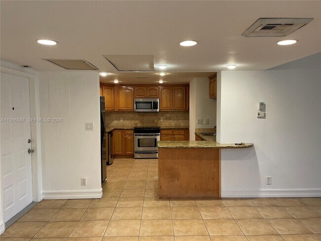 Foto del edificio - 4009 N Cypress Dr