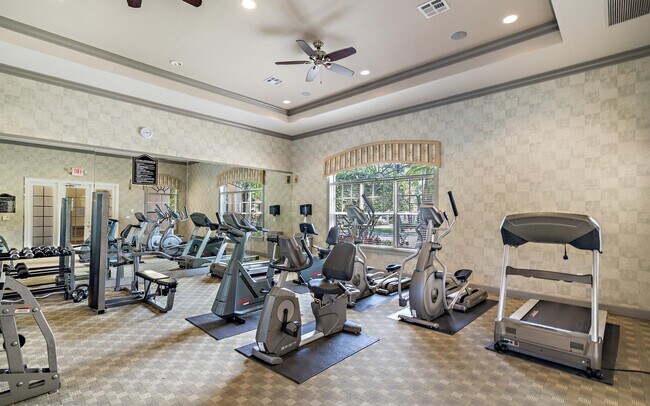 Foto del edificio - 9206 Myrtlewood Cir W