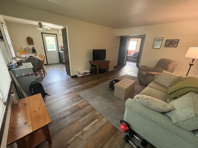 Livingroom - 152 Third St