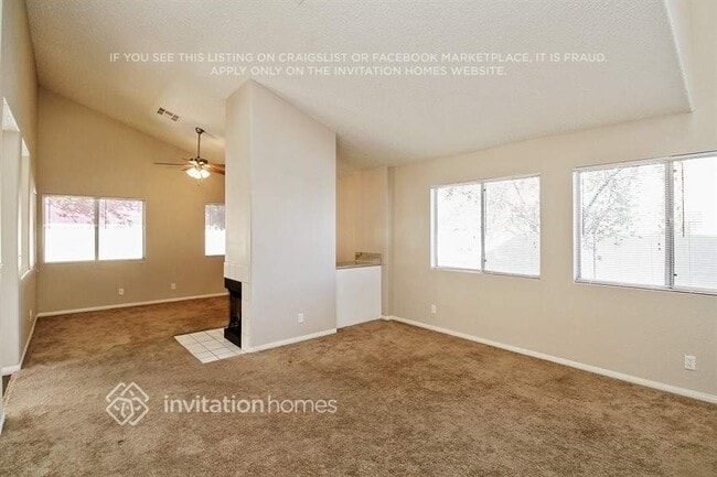 Foto del edificio - 3301 Hyannis Cir