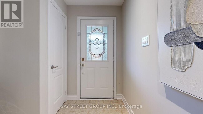 Building Photo - 151 Amulet Crescent