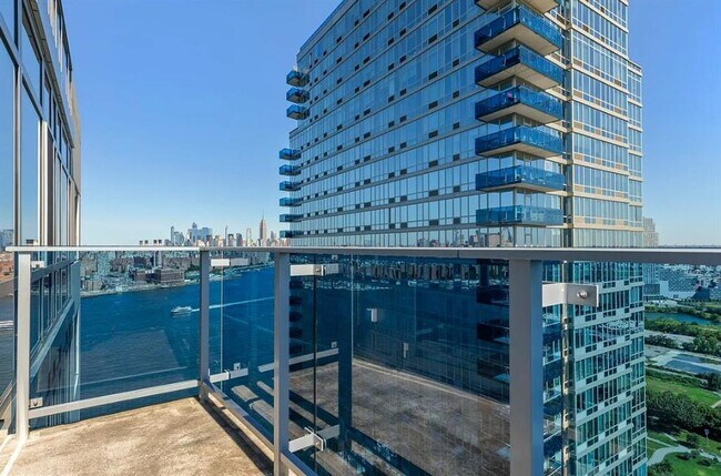 Foto del edificio - 22 N 6th St
