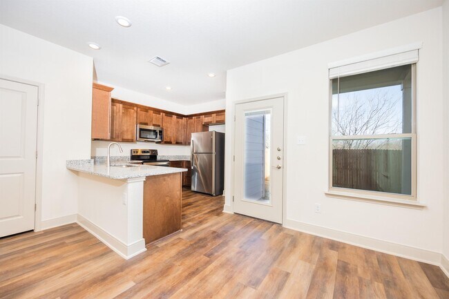 Building Photo - 13502 Tulipwood Nook