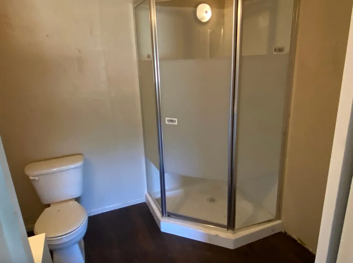 Foto principal - 1433 58th St W