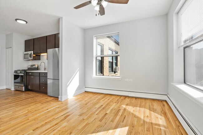 Foto del edificio - 1625 W Howard St