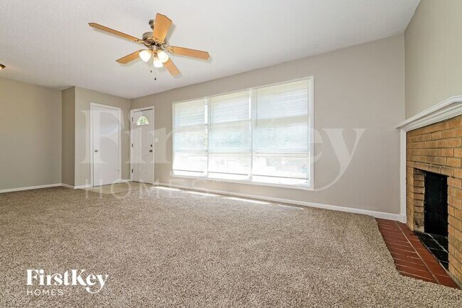 Building Photo - 5816 Lane Ave