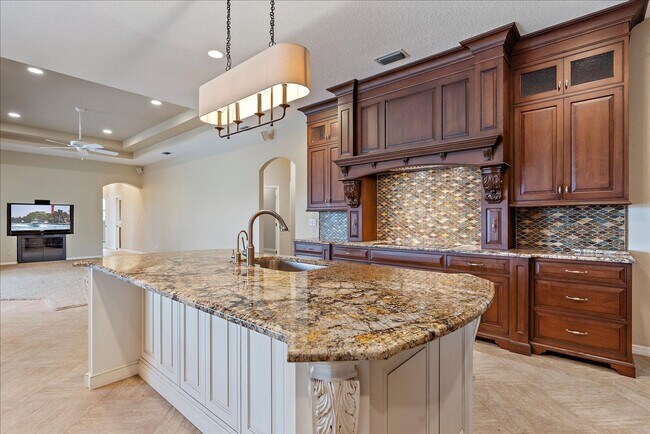 Foto del edificio - Beautiful 3bed/3bath Pool Home in Misty Creek