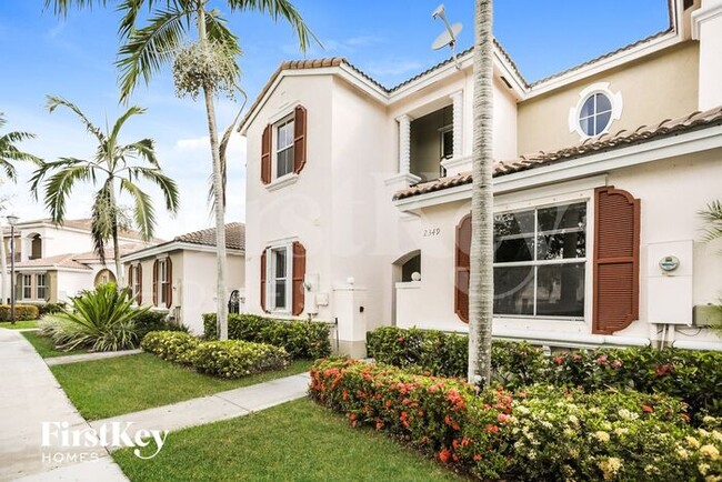 Foto del edificio - 2349 NE 42nd Cir