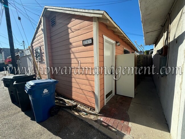 Building Photo - 00034TW