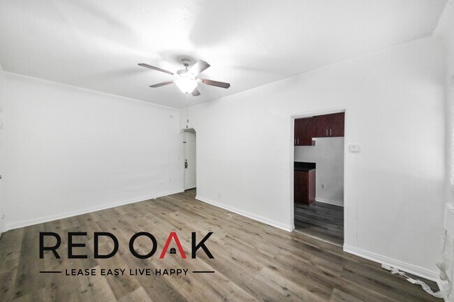 Foto del edificio - ~$150 OFF Each Month~ Lovely and Bright St...