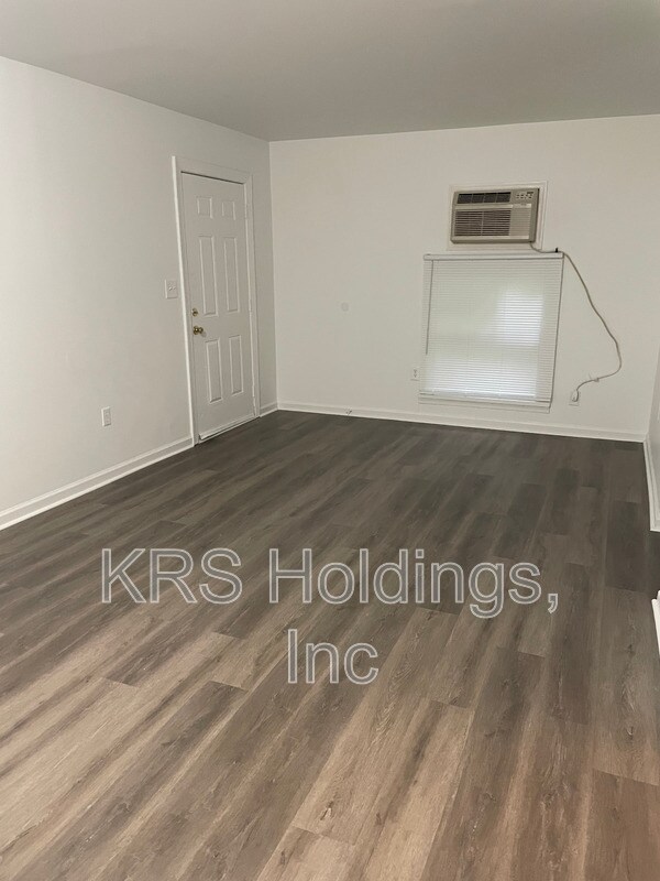 Building Photo - 1111 Stainback St