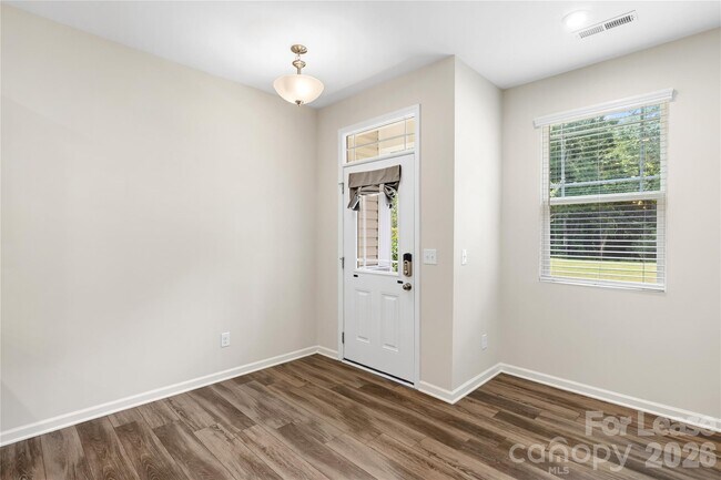 Foto del edificio - 1368 Galloway Rd