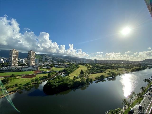 Building Photo - 2211 Ala Wai Blvd