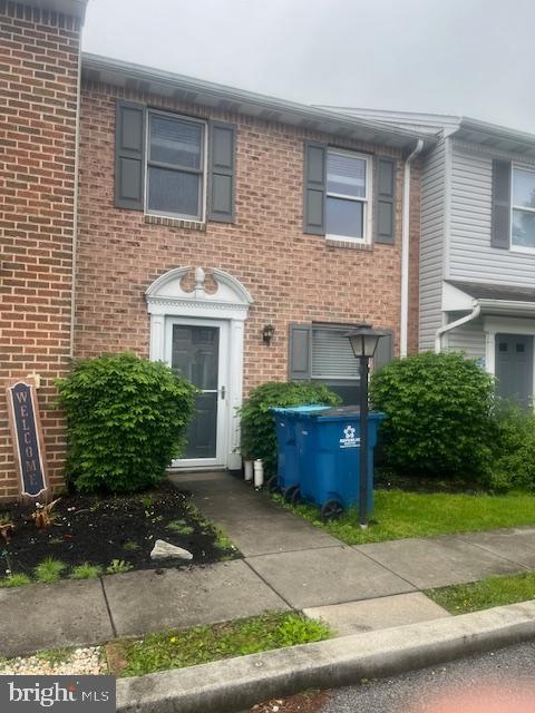 Primary Photo - 134 Furman Rd