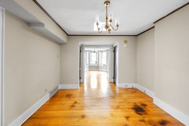 Photo - 1107 E Genesee St Apartment