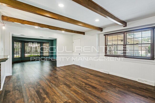 Foto del edificio - 500 S Circle Lake Rd