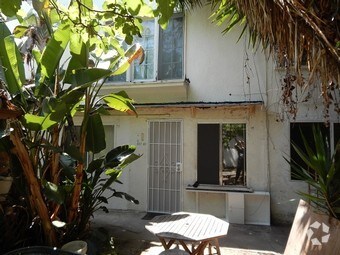 Primary Photo - 925 N Orange Grove Ave