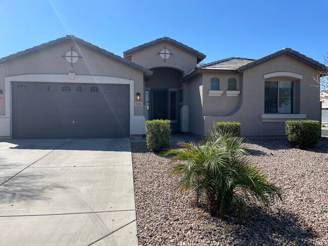 Building Photo - Beautiful Single Level 3 Bed/ 2 Bath + Den Home In Maricopa. Tons of Upgrades Throughout!
