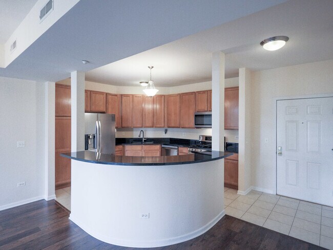Foto del edificio - 715 Astor Ln