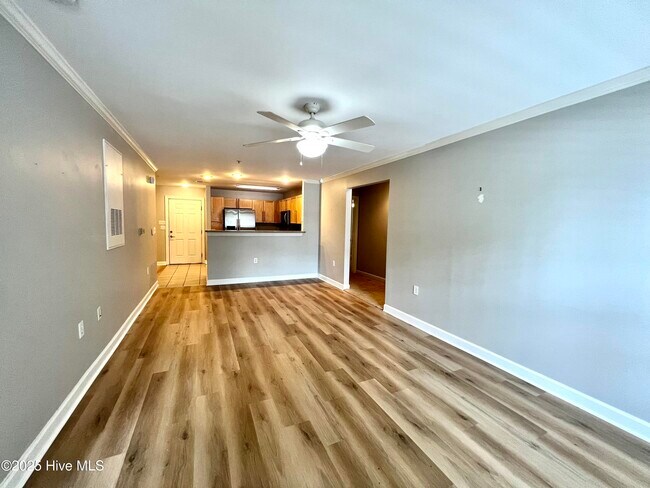 Building Photo - 1500 Cadfel Ct