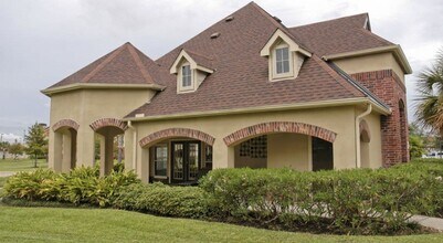 Building Photo - 3102 W Bay Area Blvd