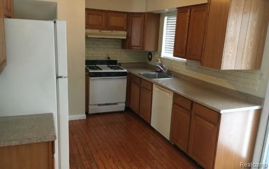 Foto del edificio - 32727 Tuxedo Ct