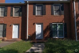 Building Photo - 721 Redland Dr