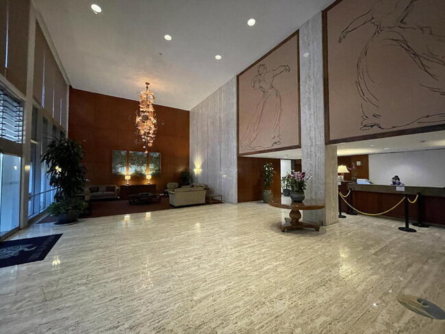 Building Photo - 1350 Ala Moana Blvd