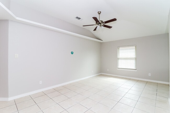 Building Photo - 1312 Nelson Pl