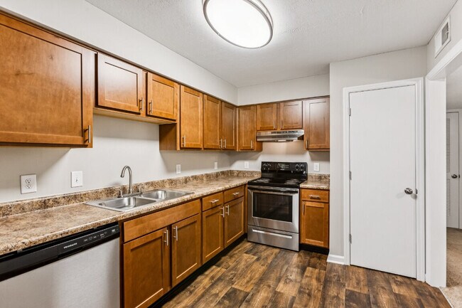 Foto del edificio - Ashford Place Apartments