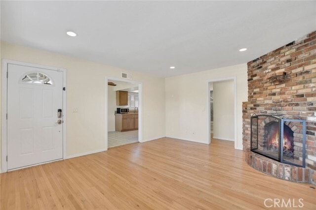 Building Photo - 744 Caballo Ave