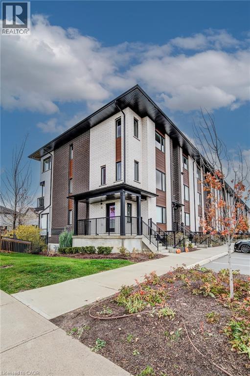 Building Photo - 4 Lily Ln