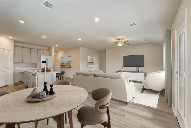 Foto del edificio - 2232 Lone Star Ln