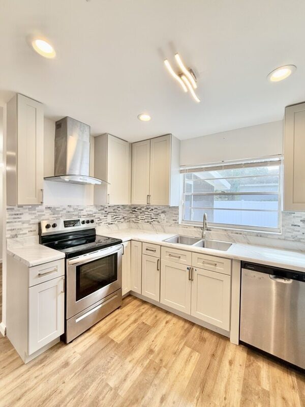 Building Photo - 2917 E Yukon St