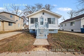 Building Photo - 1118 E Larch Ave