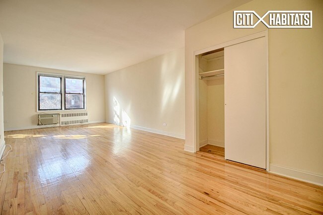 Building Photo - 10230 Queens Blvd