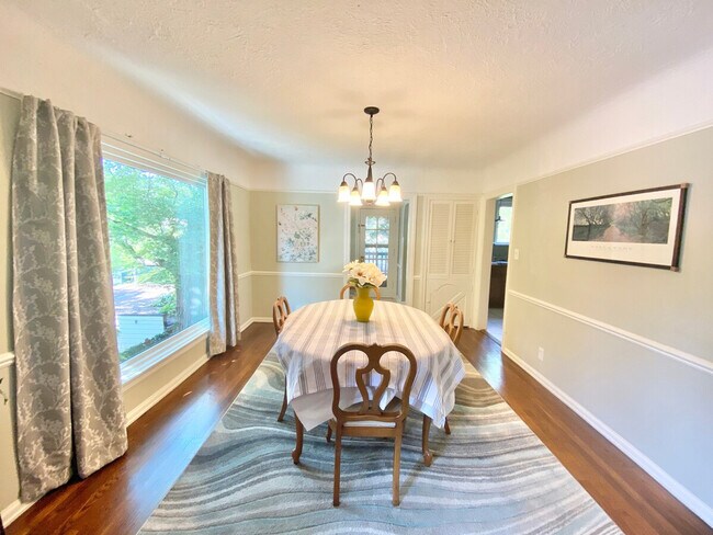 Foto del edificio - 3574 Lynnfield Rd