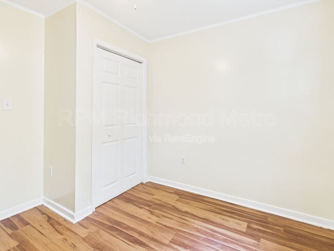 Building Photo - 923 N 20th St