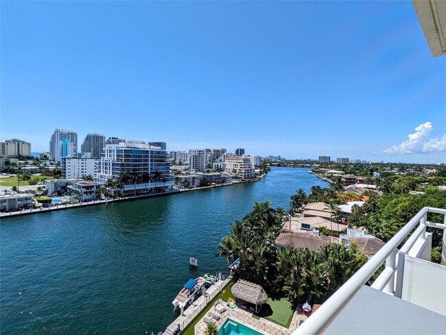 Foto del edificio - 888 Intracoastal Dr