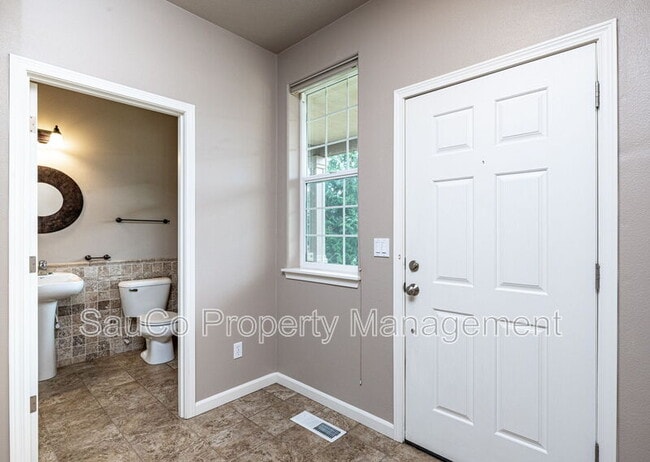 Foto del edificio - 3722 SE Oakleaf St